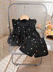 SHEIN Baby Girls Floral Embroidered Ruffle Collar Top And Elastic Waist Shorts 2 Pieces Outfit Set - Black - View 1