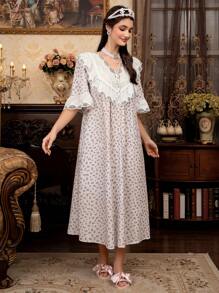 PalaceNights Vestido de noche con cuello en V, manga corta, acolchado de remiendo y bordado floral. Lencería de lujo para vacaciones