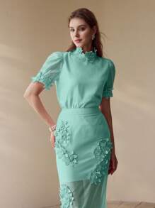 MOTF PREMIUM FLORAL PATCHED SHORT SLEEVE TOP - Blue - View 5