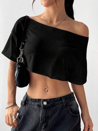 SHEIN Unity Damski biały asymetryczny top z frędzlami, oversize'owy, uniwersalny, uliczny, modny, Y2K, seksowny T-shirt z krótkim rękawem, wiosna/lato