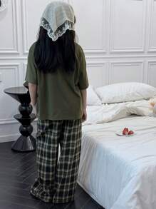 Dazy Kids 青少年女孩图案 T 恤和格子裤休闲家居套装