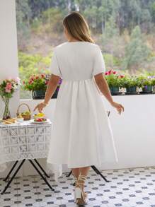 SHEIN LUNE Plus Size Women Elegant Versatile Hollow Out Neck Jacquard Fabric A-Line Dress With Puff Sleeves, Suitable For Everyday & Holiday Wear - White - View 2
