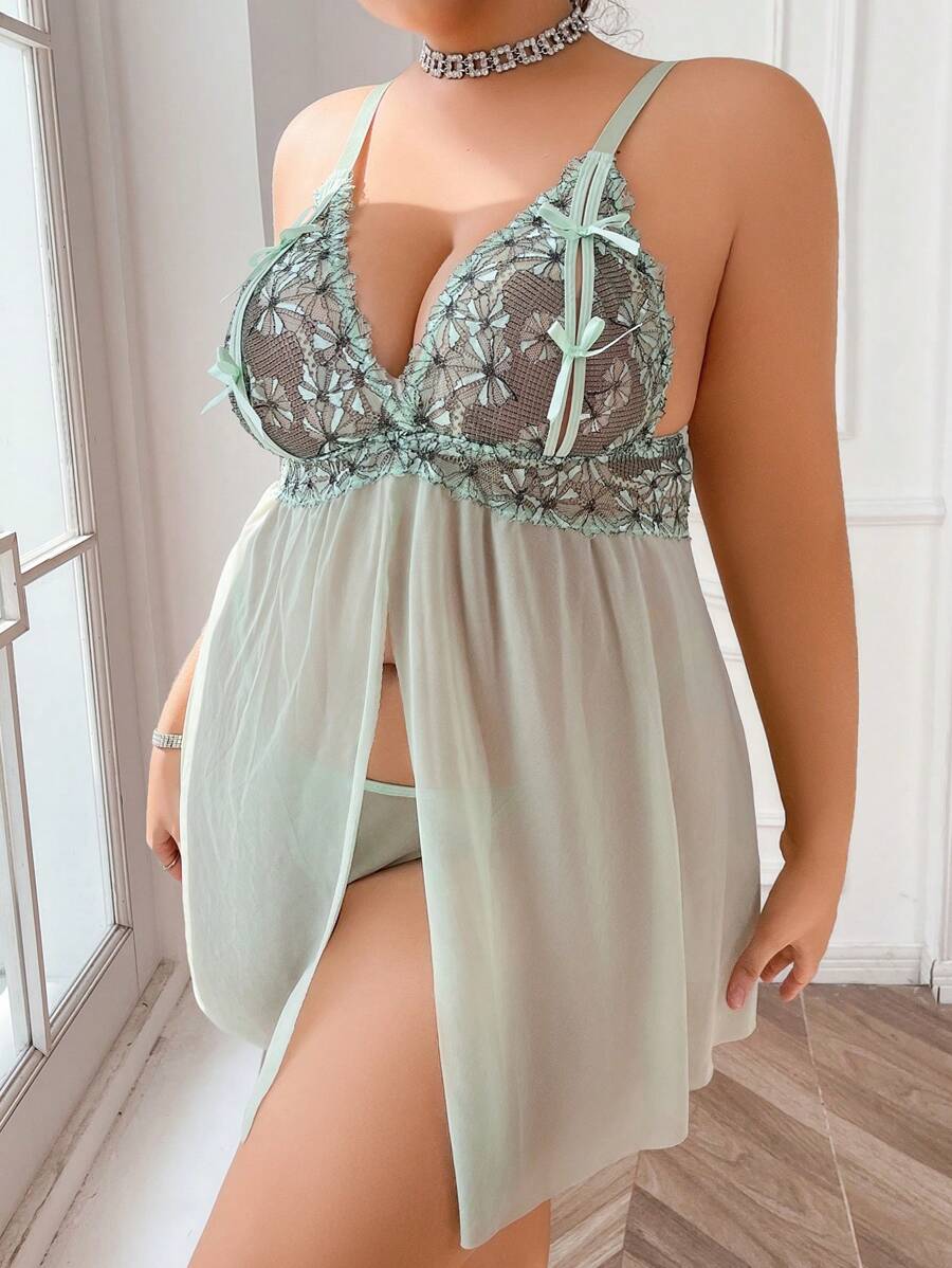 SHEIN 1 Set Lace Contrast Mesh Plus Size Wireless Lingerie Dress + T-Back Panties - Mint Green - View 1