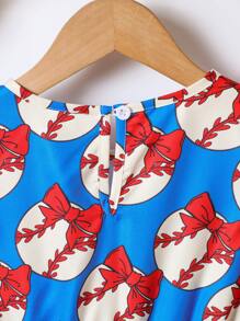 SHEIN Vestido de manga corta con estampado de lazo, bloqueo de color y volantes, ideal para uso en vacaciones de verano, apropiado para niñas jóvenes - Azul - Ver 4