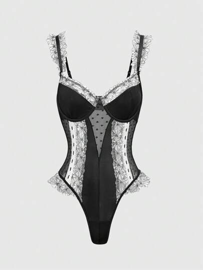 Goth Body con aros con volantes, encaje jacquard, lunares y cuadros en estilo gótico romántico oscuro