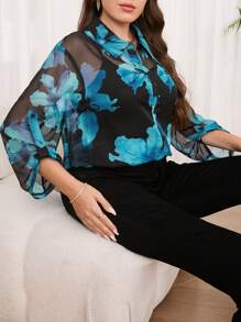 SHEIN Clasi Blusa holgada con estampado floral, manga con volantes y talla grande para vacaciones de mujer