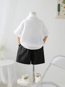 2 件套年轻男孩休闲学院风柔软简约实用百搭双排扣短袖 Polo 衫和短裤套装，适合日常穿着、上学、郊游、运动、春夏季 - 黑與白 - 查看 6