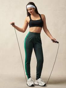 VARSIVA Women's Green Knitted Sports Leggings With Side Stripe And Pockets, Long Length, Non-Sheer Fabric For Comfortable Workout - Green - View 7