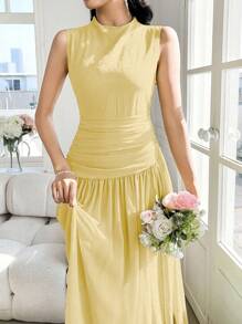 Modelyn Vestido plisado sin mangas de cuello alto para mujer - Amarillo claro - Ver 5