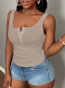 Slaydiva Casual All-Match White Cami Top With Deep U-Neck And Racerback-C