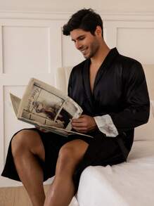 Men's Patchwork Mountain Graphic Loose Flannel Robe - Black - View 3