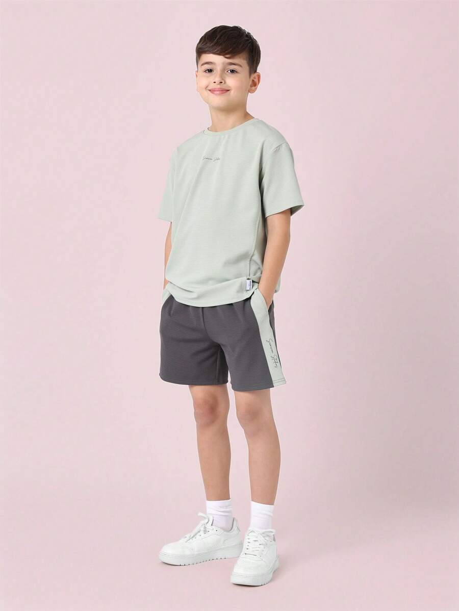 SUMWON 青年运动撞色两件套休闲夏季春季短袖T恤和短裤搭配运动休闲装街头风格日常穿着