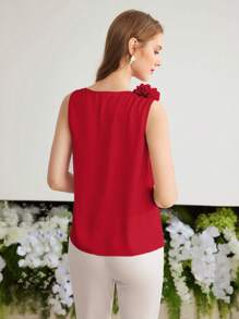 MOTF PREMIUM STEREO FLORAL SLEEVELESS BLOUSE