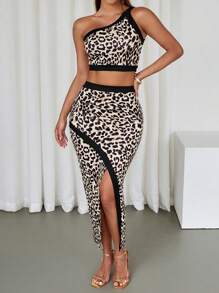 Xyvia 2pcs Women's Fitted Sexy Holiday Print Contrast Color Set - Brown - View 4