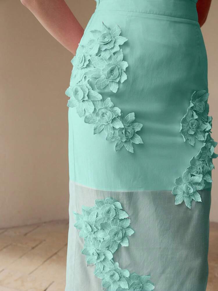 FLORAL PATCHED SPLIT HEM SKIRT