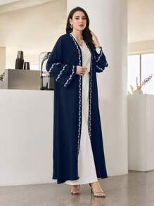 Al Najma 女士植物刺绣长袖前开宽松阿拉伯长袍开衫，端庄长袍 - 藏蓝色 - 查看 5