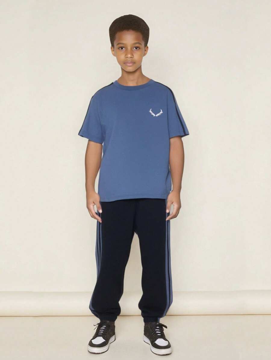 SHEIN Tween Boy Antler Print Tee & Contrast Side Seam Sweatpants - Blue - View 1