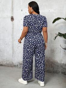 SHEIN LUNE Plus Size V-Neck Short Sleeve Jumpsuit, Minimalist & Fashionable, Suitable For Summer - Navy Blue - View 3