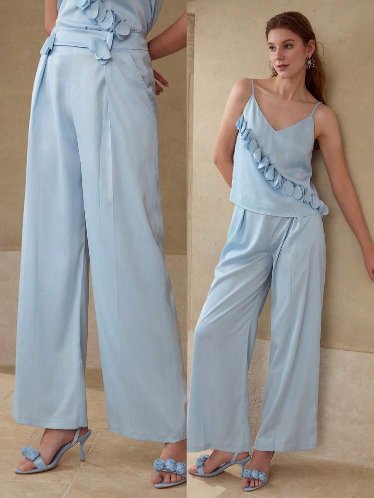 APPLIQUES WIDE LEG PANTS