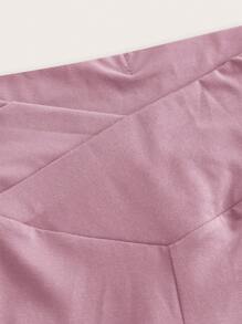 SHEIN EZwear 4 件套纯色户外服装：不对称领褶皱上衣 + 吊带背心 + 短裤 + 高腰裤 - 淺灰紫 - 查看 15