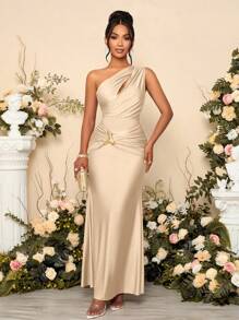 SOLERSUN 女士纯色镂空不对称领口金属装饰紧身连衣裙长款女装 - 卡其色 - 查看 8