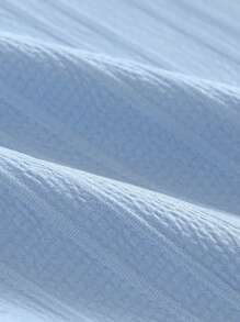 SHEIN Genkimix Kids 2 件经典纹理编织半拉链衬衫和纯色短裤套装，适合 4-7 岁男孩夏季和春季穿着