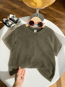 SHEIN 1 件年轻男孩休闲运动学院日韩宽松水洗柔软舒适圆领T恤适合孩子返校适合生日派对、聚会、表演、婚礼、洗礼、返校日常适合上学适合旅行适合运动适合春夏季 - 橄欖綠 - 查看 3