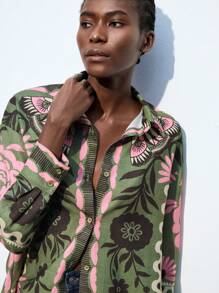 Maija Women's Green And Pink Contrast Color Casual Vacation Blouse, Minimalist Floral Print Pattern Long Sleeve Loose Shirt, Romantic And Fashionable, Versatile, Suitable For Vacation, Comfortable Bohemian Style Beach,Women Easter Summer Easter Women Party Top Beach Summer Holiday Beach Vacation Summer Going Out Graduation Casual Blouse Elegant Women's Blouses Casual Blouse For Women Formal Attire For Women Office Wear Women Business - Green - View 4