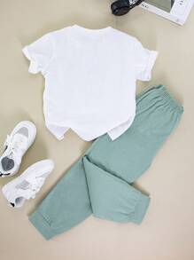 SHEIN Explorewe 2 pezzi Set maglietta a maniche corte con stampa di lettere e numeri e pantaloni per ragazzi giovani, stile casual semplice, adatto per outfit quotidiano con giacca, adatto per uscite, viaggi, shopping, attività festive e riunioni, moda di strada