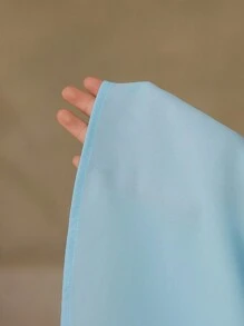 MOTF PREMIUM BLUSA CON CUELLO DE CORBATA Y DETALLE DE PERLAS SINTÉTICAS