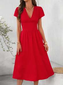 SHEIN Clasi Vestido elegante de mujer de unicolor con cuello en V, dobladillo con volantes, corte evasé hasta media pierna con bolsillos laterales - Atuendo de verano para mujer / Ropa de verano / Atuendos para conciertos / Atuendos para conciertos en el campo / Atuendos para festivales / Atuendos para Nashville / Atuendos para Ibiza / Vestido de Pascua / Atuendo de Pascua / Ropa elegante de vacaciones casual bohemia / Vestido de graduación / Vestido de graduación blanco / Vestido de fiesta / Atuendos para brunch / Vestido de boda para invitada / Ropa de iglesia para mujer / Bonitos vestidos de mujer elegantes y de clase
