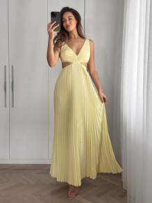 Firerie 春夏新品优雅、浪漫、性感、时尚的女装，女士黄色长裙端庄大方，美丽的阳光褶皱细节，腰部镂空设计。完美的女士长裙装，适合音乐会和音乐庆典、生日派对、日常时尚穿着、度假穿着、都市时尚、时装秀、返校时尚，也适合浪漫约会、婚礼和任何春夏童话核心活动。 - 淡黃色 - 查看 6