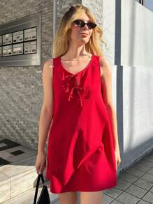 SHEIN Forever 21 春夏女士浪漫/舞会/正式/生日/90 年代服装/商务休闲女士/优雅/西部服装/外出/时尚/休闲/Y2K 服装/俱乐部/办公室/鸡尾酒会/复古/紧身/狂欢服装节日/有趣/优雅/老钱/街头服饰/度假服装/乡村音乐会服装/工作服/端庄/春假/单身女郎服装/音乐会/坏人/基本款/毕业/ A 字裙/无袖/红色迷你裙 - 紅色 - 查看 6