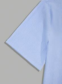 RueChic Conjunto de camisa regular y pantalón corto de verano con detalles de parches de tela especial para hombre
