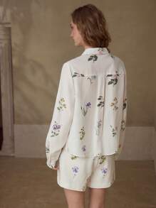 MOTF PREMIUM VISCOSE FLORAL PRINT BUTTON UP SHIRT