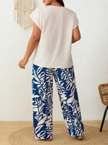 SHEIN Frenchy 2pcs/Set Plus Size Women Casual V-Neck Short Sleeve Shirt And Tropical Plant Print Pants, Suitable For Vacation & Home Leisure - Multicolor - View 2