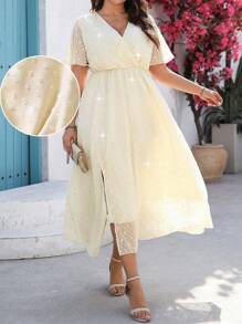 SHEIN LUNE Plus Size Elegant Foil Cut-Out Cross Neck Cinched Waist Flared Maxi Dress For Party Wear