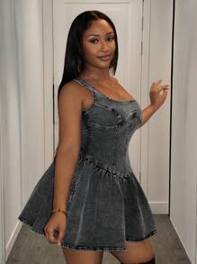 Slaydiva Áo vest hình chữ I giản dị mùa xuân hè mới có sọc trước và giữa được trang trí bằng chân váy ô chữ A xòe, váy denim bó màu xám nhạt dành cho nữ - Màu Xám nhạt - Xem 5