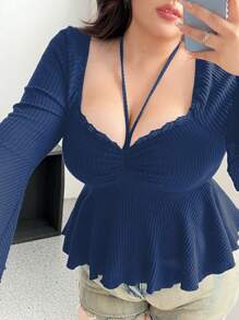 Flirla 大码纯色优雅褶皱胸围喇叭袖 T 恤