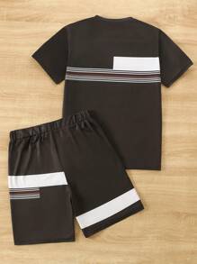 2 件男士撞色数码印花圆领短袖 T 恤和短裤套装，时尚街头休闲装 - 彩色 - 查看 2
