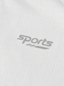 SHEIN Conjunto de 2 piezas para niños pequeños: camiseta de manga corta de unicolor y estampada, y pantalones cortos. Ropa deportiva casual adecuada para verano, exterior, escuela, cancha y campo deportivo