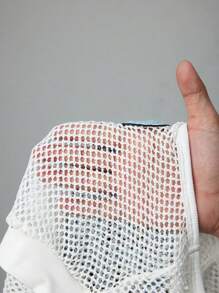 Slaydiva T-shirt court sans manches à encolure ronde, à motif graphique lettres Millenium Y2K, en mailles transparentes. Nouveau style décontracté quotidien Printemps/Été 2025