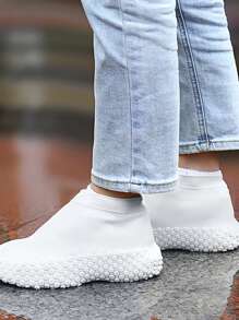 2 件随机颜色防滑雨靴套，防水硅胶鞋套，适用于户外、办公室、家庭、旅行 - 可重复使用、耐用、轻便且易于清洁，男女通用