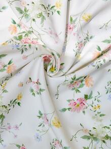 SHEIN 孕妇花卉印花吊带连衣裙，优雅度假 - 白色 - 查看 6