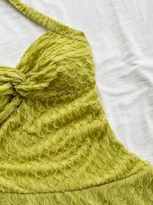 Soleia 女士度假风芥末黄提花纹理扭纹后系带荷叶边下摆迷你连衣裙