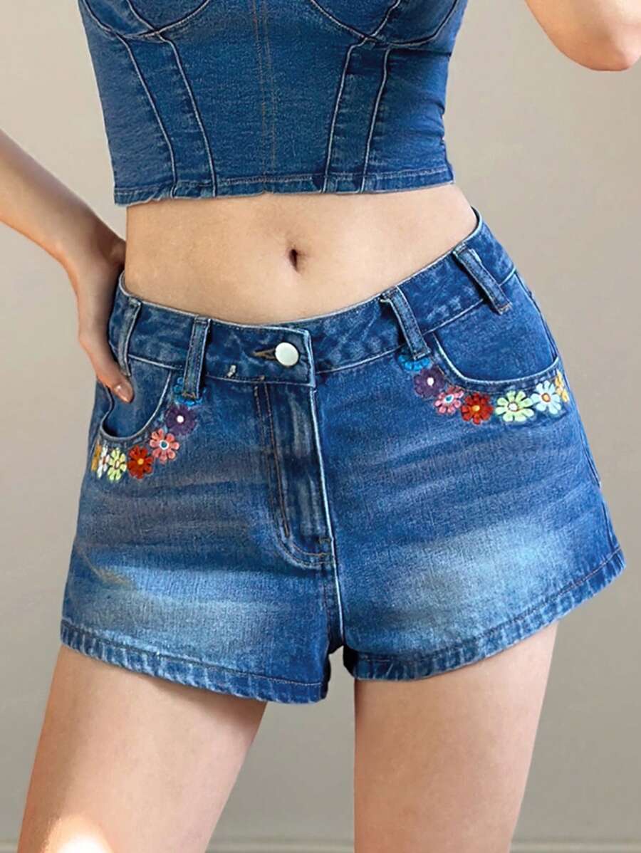 SHEIN Forever 21 休闲女装/夏装/曲线沙滩装/夏装/海滩度假装/刺绣蓝色牛仔短裤 - 藍色 - 查看 1