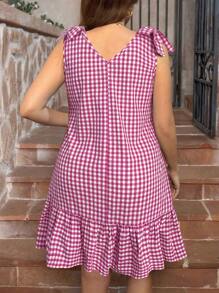 SHEIN LUNE 女士夏季连衣裙 大码格子无袖 V 领鱼尾裙 肩部饰有蝴蝶结 女士夏季服装 女士生日服装 情人节连衣裙 露肩连衣裙 黑白格子无袖连衣裙 肩部饰有蝴蝶结 短裙