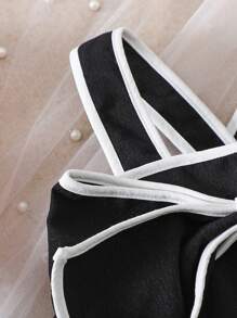 SHEIN 女婴优雅纹理面料对比蝴蝶结连衣裙 - 黑色 - 查看 4