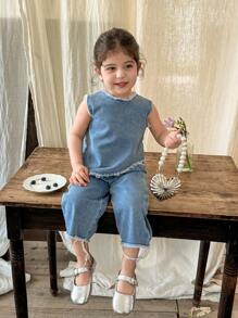 SHEIN Vintaside Kids 2pcs/Set Baby Girl 2024 Autumn/Winter New Casual Cute Graphic Waffle-Knit Mock Shirt Top With Cherry Fruit Embroidery And Denim Pants Set - Blue - View 4