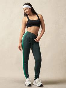 VARSIVA Women's Green Knitted Sports Leggings With Side Stripe And Pockets, Long Length, Non-Sheer Fabric For Comfortable Workout - Green - View 5